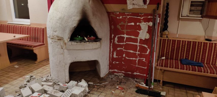 Drei Bauern Stüberl- Stube vor dem Umbau