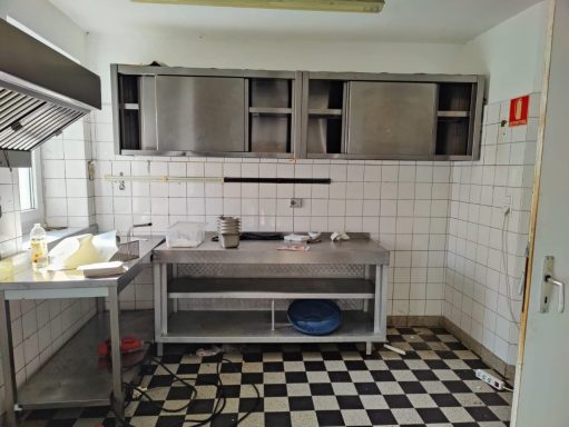 Drei Bauern Stüberl - Küche vor dem Umbau